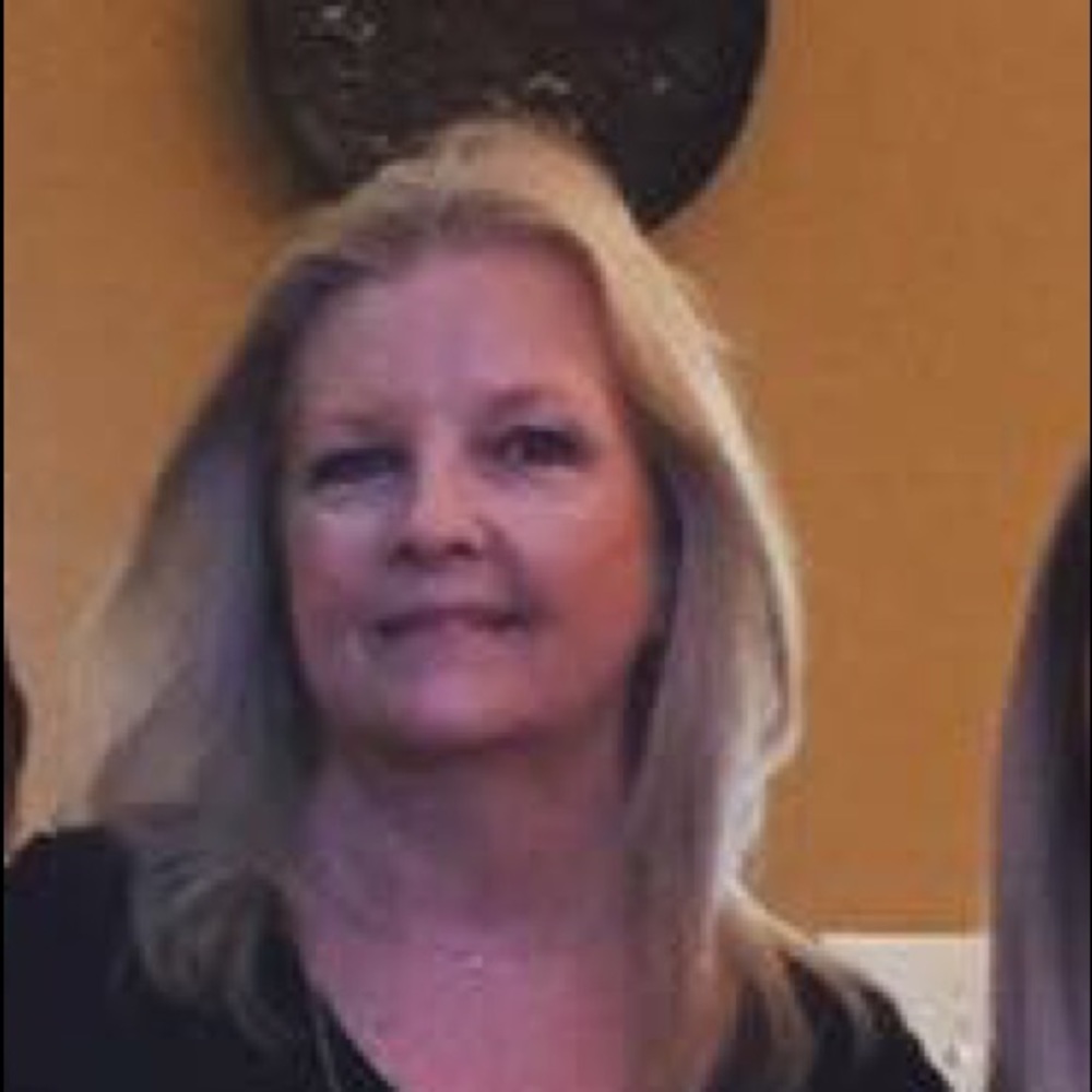 Meet your Posher, Leslie